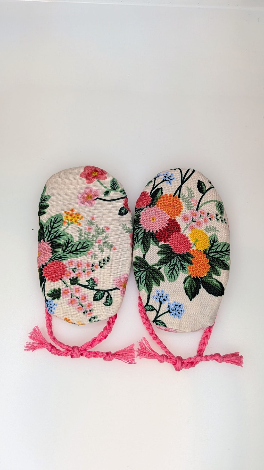 Tropical Toes